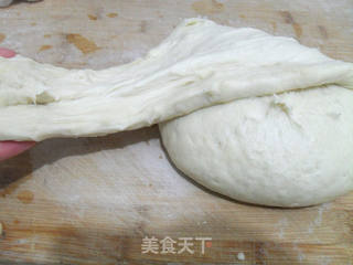 简单易做的——酥松葱花油饼(附烫面的详细做法)的做法步骤:9