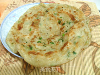 简单易做的——酥松葱花油饼(附烫面的详细做法)的做法步骤:27