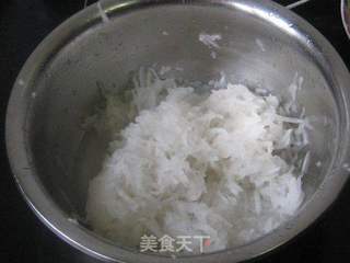 香葱萝卜丝蒸饺的做法步骤:2