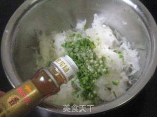 香葱萝卜丝蒸饺的做法步骤:4