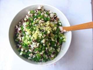 不用发面的小笼包——香菇鲜肉小笼包的做法步骤:2