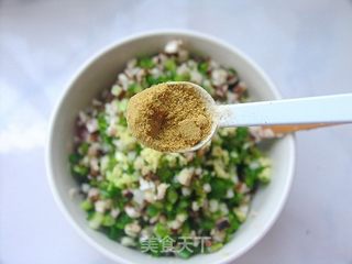 不用发面的小笼包——香菇鲜肉小笼包的做法步骤:3
