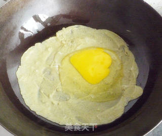 天津小吃——煎饼果子的做法步骤:5