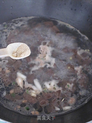 排毒去尘猪红汤的做法步骤:8
