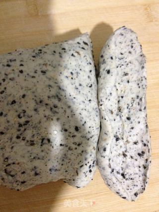 花样主食——营养黑芝麻双色馒头的做法步骤:12
