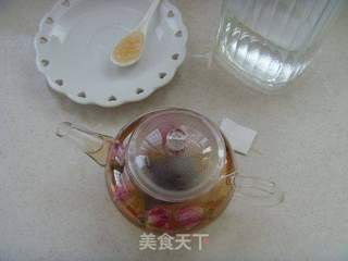 玫瑰蜂蜜茶的做法步骤:2