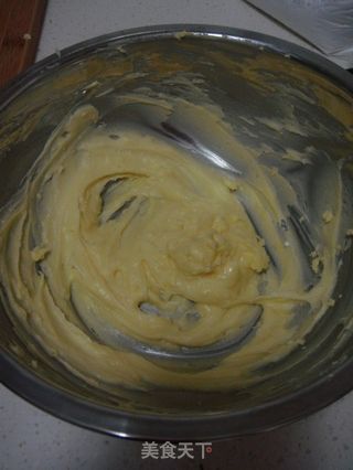 抹茶蔓越莓饼干的做法步骤:2