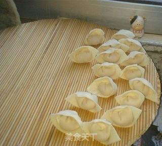 给老妈的礼物--亲手包的纯肉小馄饨的做法步骤:7