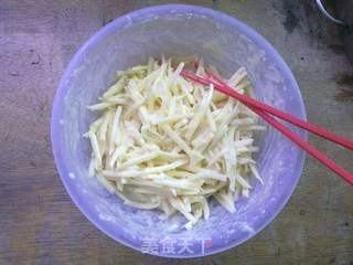 胡椒土豆饼的做法步骤:2