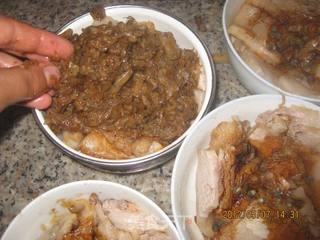 梅菜扣肉的做法步骤:5