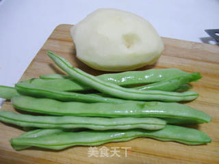 豆角土豆炖腔骨的做法步骤:4