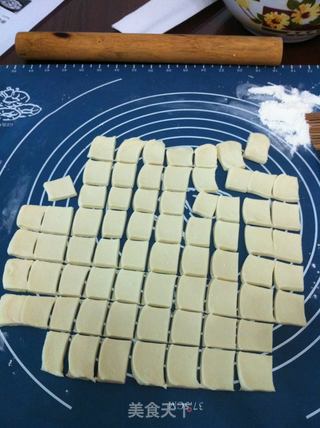 好吃好玩的猫耳朵的做法步骤:2