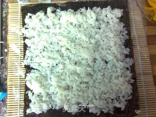 金枪鱼酥里卷寿司的做法步骤:6