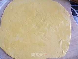 馒头花样蒸---菊花馒头的做法步骤：3