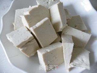健脑益智助消化-----鱼头炖豆腐的做法步骤:2