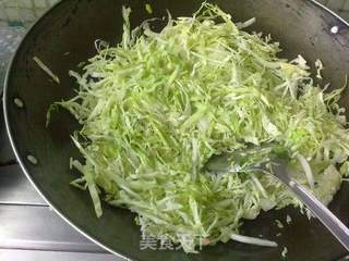 包菜虾仁蛋炒饭的做法步骤:9