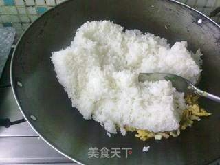 包菜虾仁蛋炒饭的做法步骤:11