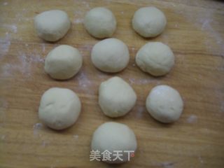 芝麻香肠包的做法步骤：5