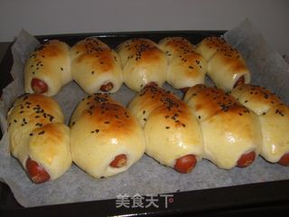芝麻香肠包的做法步骤：8