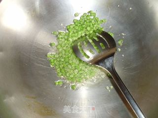 黄金炒饭的做法步骤：2