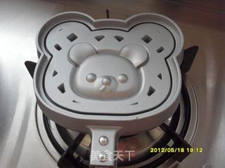 可爱小熊华夫饼的做法步骤：5