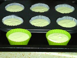 乳酪杯子蛋糕的做法步骤：11