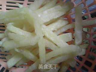 炸薯条(电饭煲版)的做法步骤:6