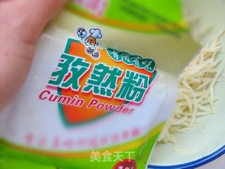 快手营养早餐之——黄金孜然土豆烙的做法步骤:3