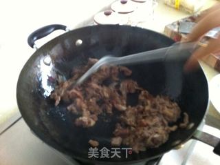 葱爆羊肉的做法步骤：4