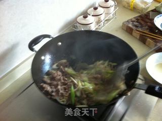 葱爆羊肉的做法步骤:6