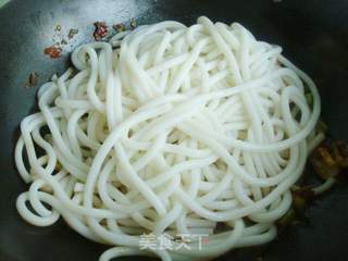 鸡肉炒米粉——新疆味道的做法步骤:10