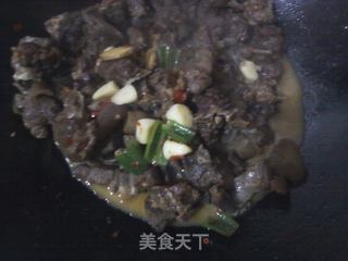 香辣狗肉的做法步骤:11