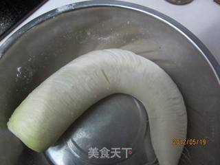 第一次做的酸甜萝卜的做法步骤:2