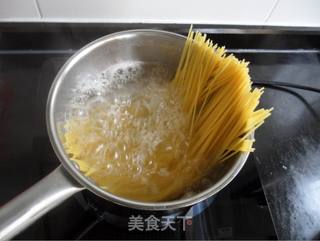 青椒番茄牛肉意粉的做法步骤:4