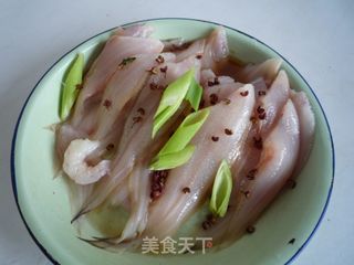 干炸小塌目鱼的做法步骤：2