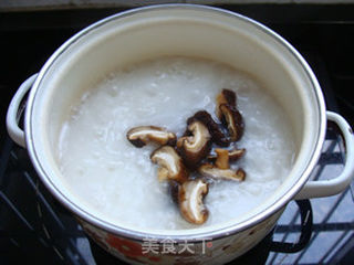 香菇鱼片粥的做法步骤:9