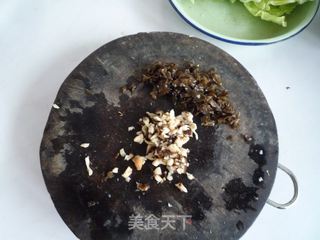 蒸圆白菜肉卷的做法步骤：3