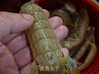 椒盐皮皮虾的做法步骤:2