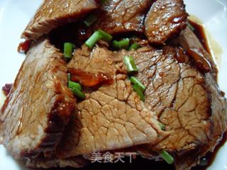 五香卤牛肉的做法步骤：5