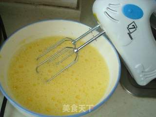 电饭锅做玉米发糕的做法步骤:4