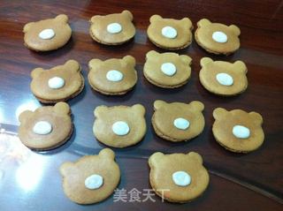 轻松熊马卡龙的做法步骤:8
