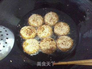 红薯芝麻饼的做法步骤:9