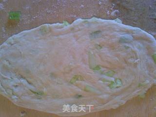 给哥哥的早餐——韭黄千层饼的做法步骤:7