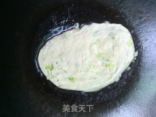 给哥哥的早餐——韭黄千层饼的做法步骤:8