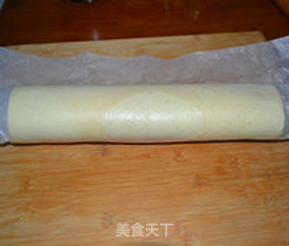 香蕉戚风蛋糕卷的做法步骤:10