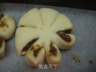 枣泥菊花包的做法步骤：9