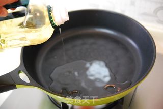 给“土豆控”小朋友的六一礼物【香煎土豆丝鸡蛋饼】的做法步骤:6