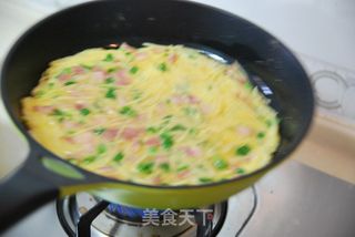 给“土豆控”小朋友的六一礼物【香煎土豆丝鸡蛋饼】的做法步骤:9