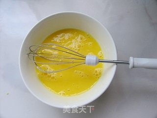 粒粒都香酥——鸡蛋蚕豆的做法步骤:2