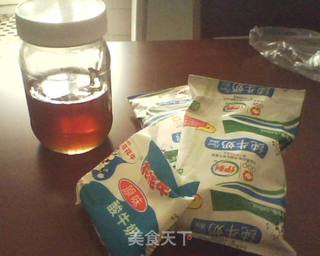 自制老酸奶的做法步骤：1